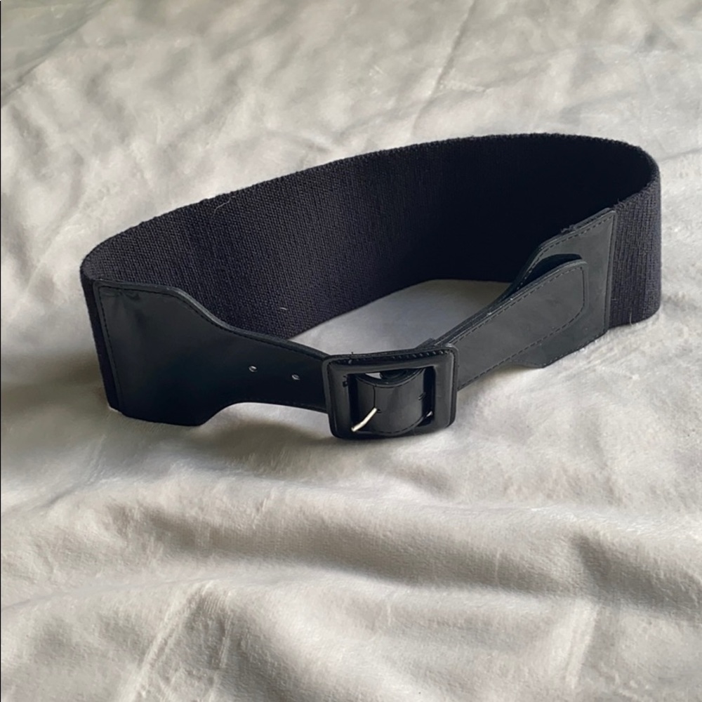 NWOT Express Patent Leather Belt ✨